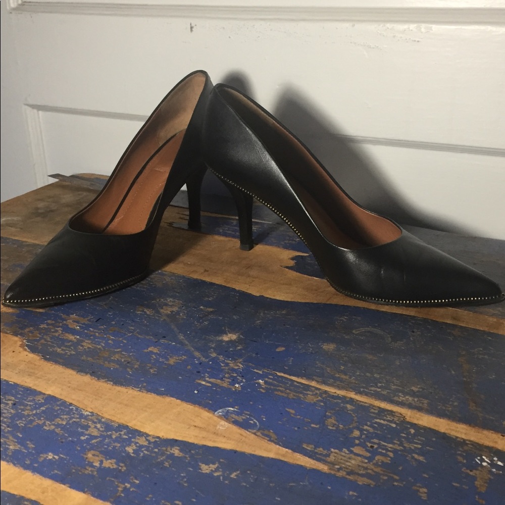 Givenchy Zipper Pumps
